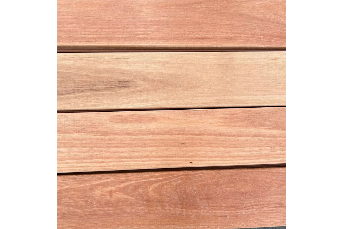 Karri Decking 135x20MM Pre Oiled