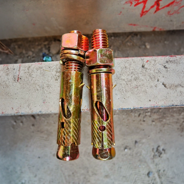 Dyna Bolts